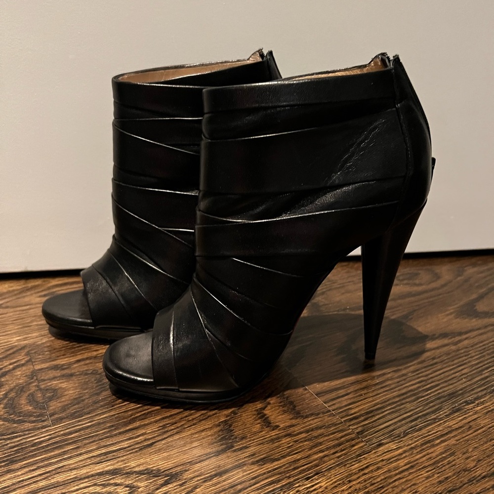 Christian Louboutin drapicone pleated leather peep-toe booties